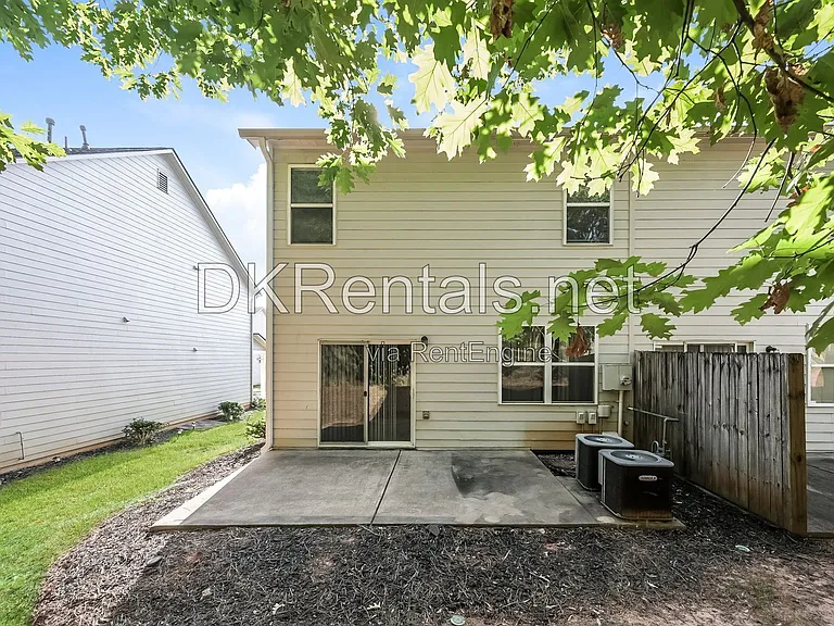 4102 Dahlgreen Way — Photo 14