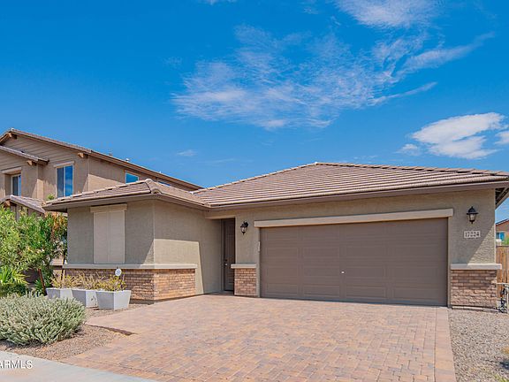 3rd image of 17224 W SPUR Drive