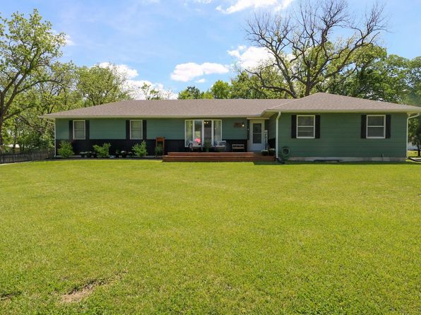405 E Park Ave, Hartford, KS 66854