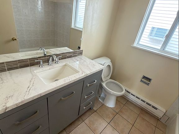 4th image of 37 Sherman St #A