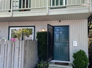1198 W Iowa Ave APT 2, Sunnyvale, CA 94086