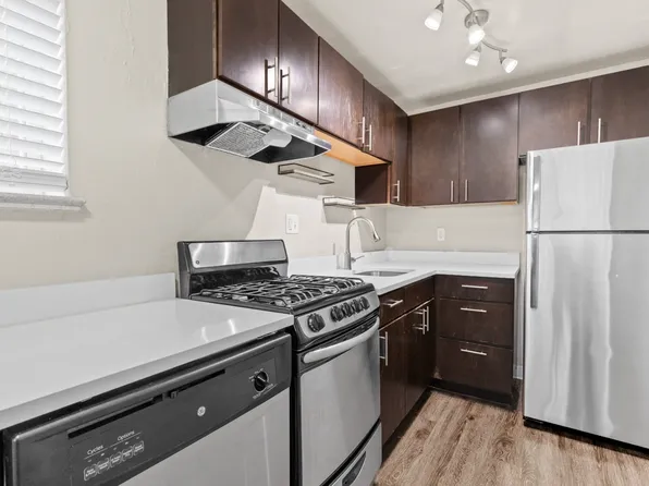 1444 Saint Paul St APT 204, Denver, CO 80206