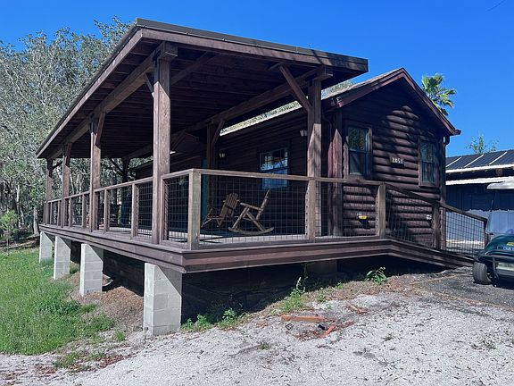 3rd image of 4460C Cow Creek Rd