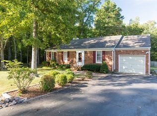 11411 Sunfield Dr, Midlothian, VA 23112