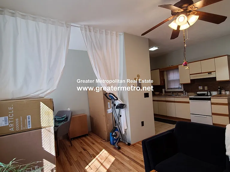 5 Charter St #4 — Photo 3