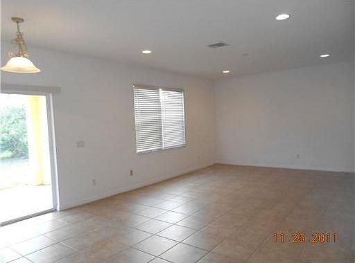 Home For Sale In Morningside