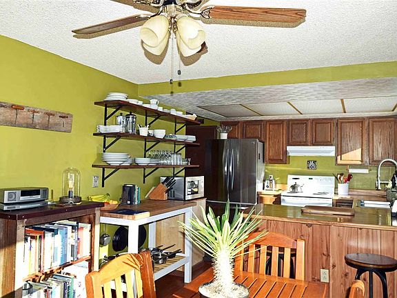 5th image of 8841 Jack Pine Dr