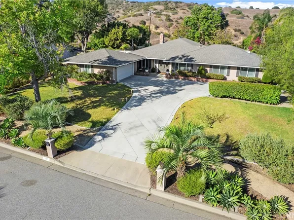 220 Copa De Oro Dr, Brea, CA 92823