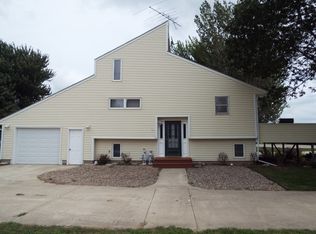 568 N State Rd, Lake View, IA 51450