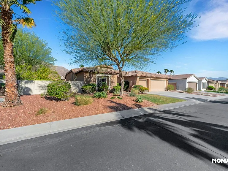 3853 Mira Arena — Photo 12