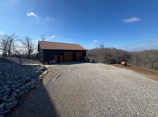 470 Angel Falls Rd, Burkesville, KY 42717