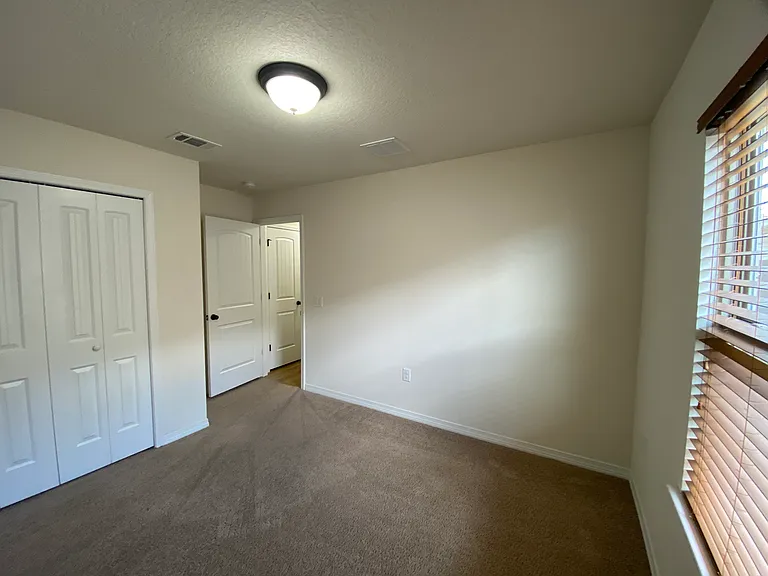 8466 Island Dr — Photo 26