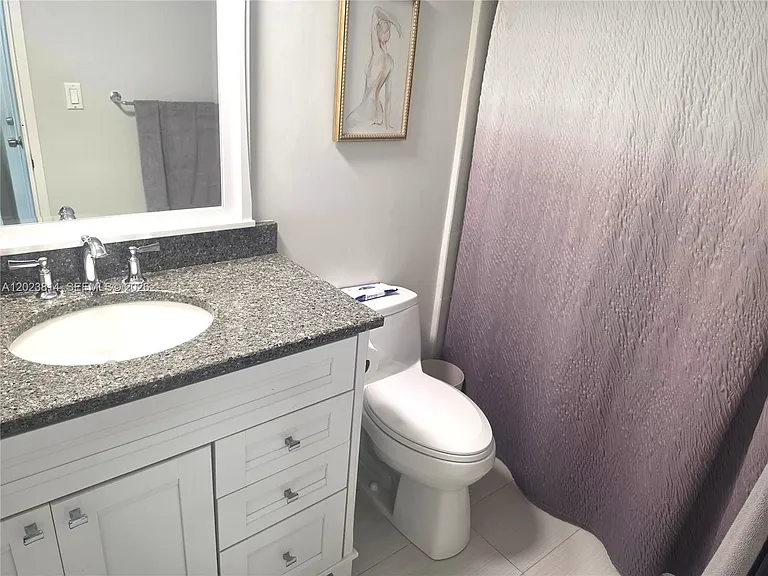 5161 Collins Ave #502 — Photo 17