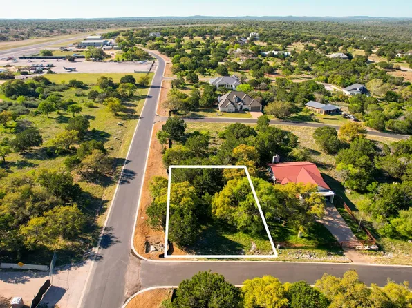 101 El Paso Dr, Horseshoe Bay, TX 78657