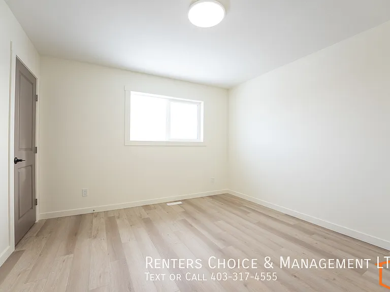 5121D 54th Ave — Photo 12