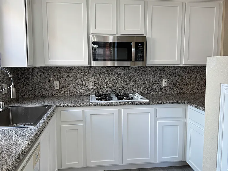 31 E Agate Ave #208 — Photo 8