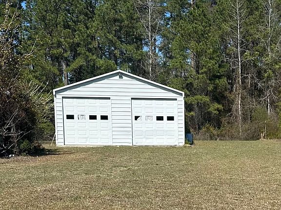 3rd image of 70 Rough Horn Road