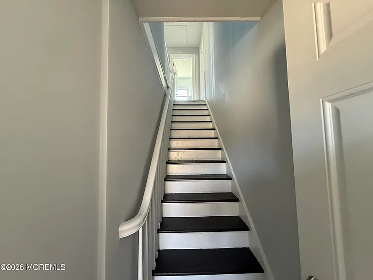 464 2nd Ave #2 — Photo 37