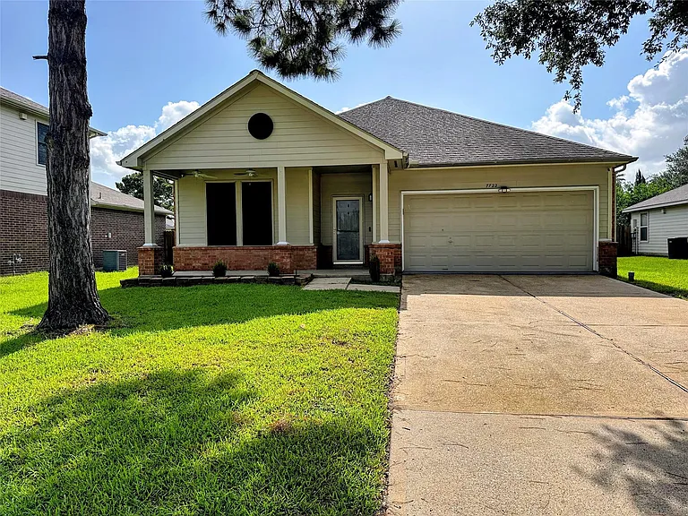 7722 Prairie Fire Ln — Photo 1