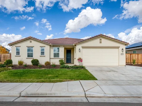 4719 Bellaire Ave, Clovis, CA 93619