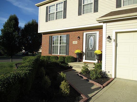 4th image of 12173 Bentwood Ct NW
