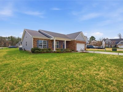109 Green Ct, Carrollton, VA, 23314