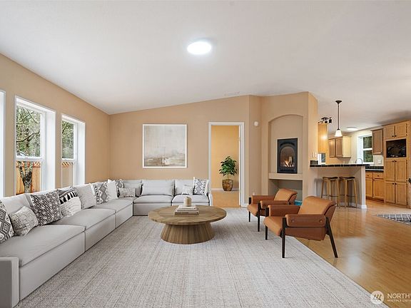 4th image of 1300 Flower Avenue