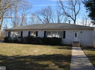 9 Timber Ln, Hatboro, PA 19040