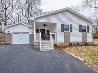 1297 Enochs Dr, Dayton, OH 45432