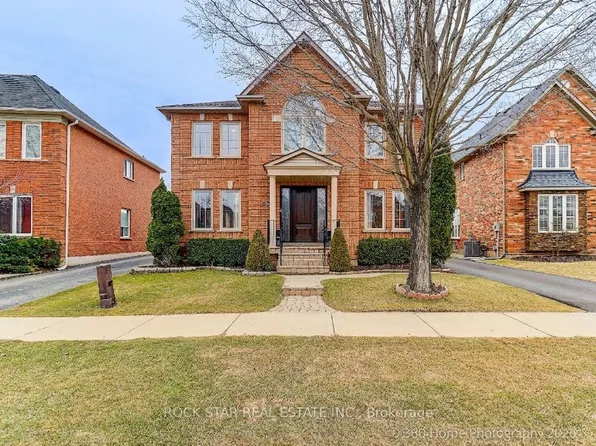 2444 Towne Blvd, Oakville, ON L6H 5X6