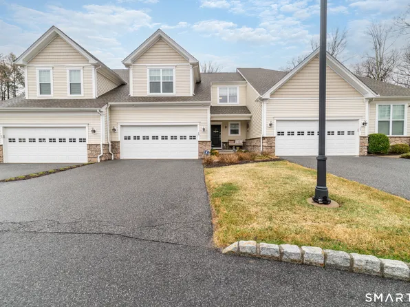 36 Highridge Road #36, Middlebury, CT 06762