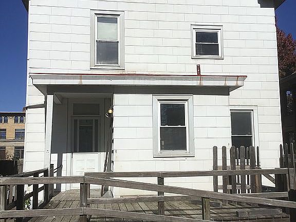 4th image of 2241 Park Ave