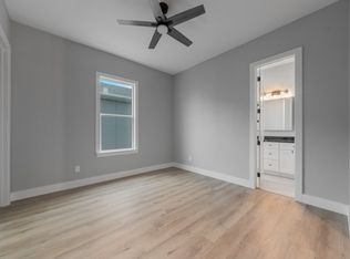 2806 Chicago St, Dallas, TX 75212