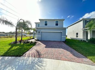 378 Siesta Vista Ct, Davenport, FL 33896