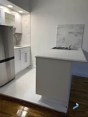 Rented by AZ REALTY NYC LLC | media 15