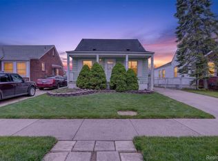 619 Highland Ave, Lincoln Park, MI 48146