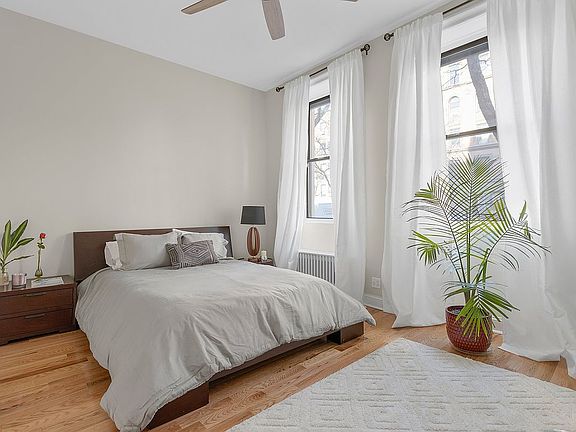 4th image of 238 W 106th St #1A-A