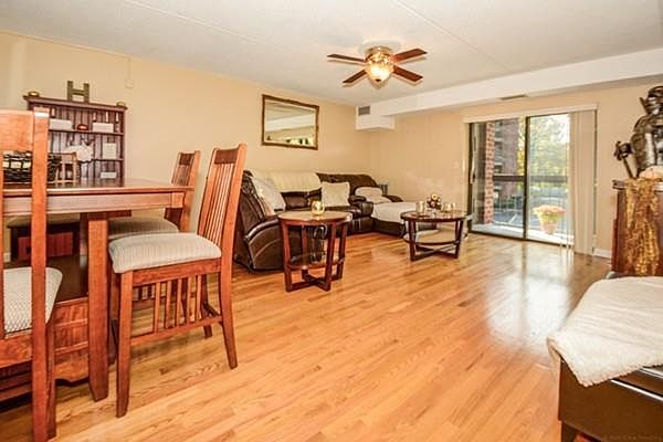 1st image of 159 Main St APT 17B