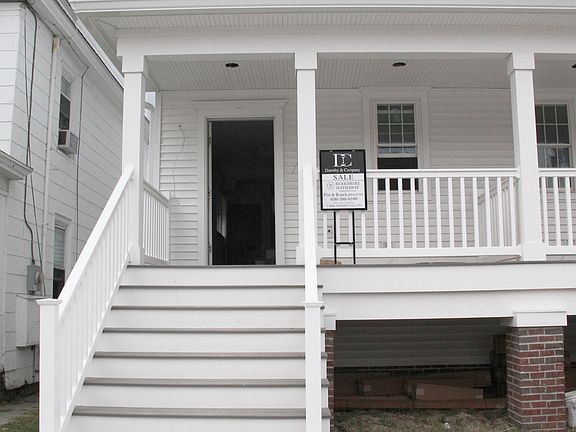 4th image of 1214 Bay Ave