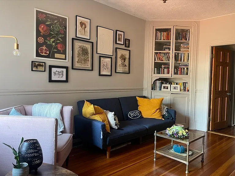 73 Phillips St #1 — Photo 4