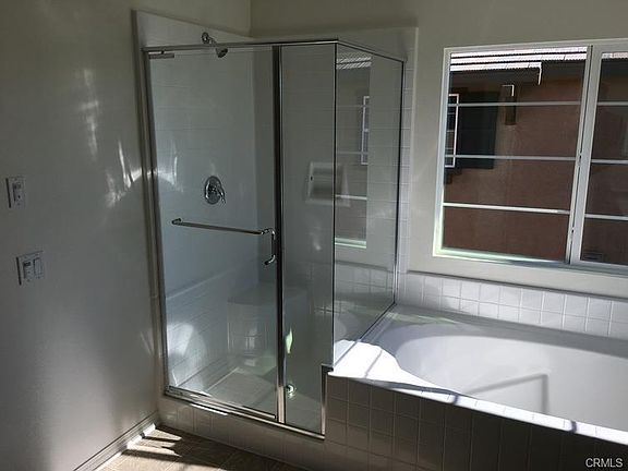 5th image of 8250 White Oak Ave Ste 102