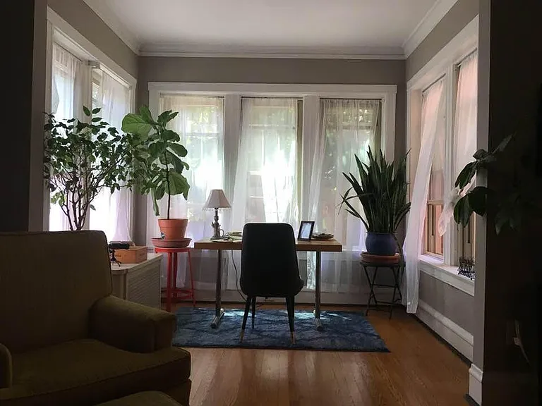 5349 N Paulina St #1 — Photo 3