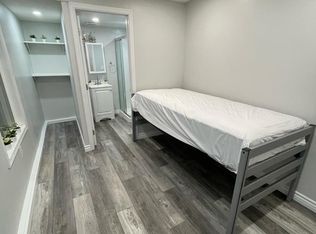 1034 W 39th Pl, Los Angeles, CA 90037