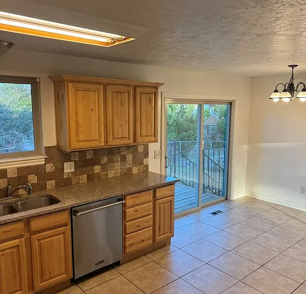 4481 S Woodgrove Dr — Photo 6