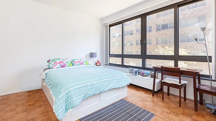 Rented by Luxus Manhattan Realty | media 4
