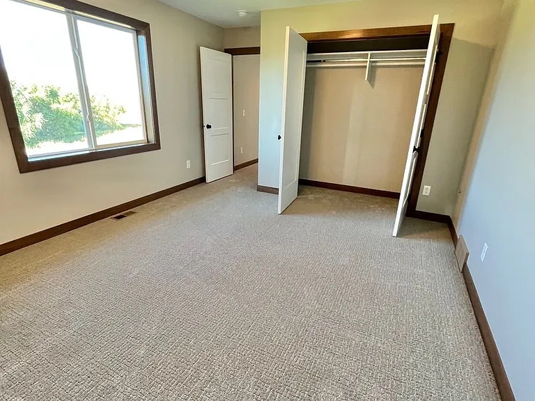 5525 W Liberator Cir — Photo 23