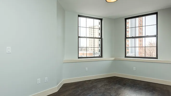 Rented by Nooklyn NYC LLC | media 17