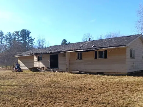 5940 S East Channel Rd, Warsaw, IN 46580