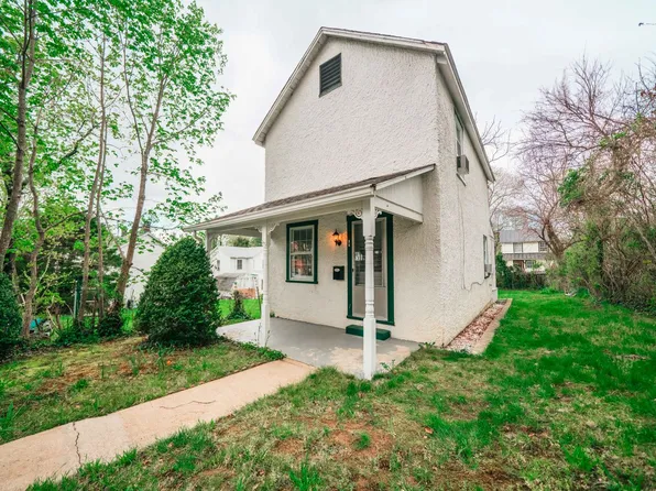 30 S Calhoun St, Warrenton, VA 20186