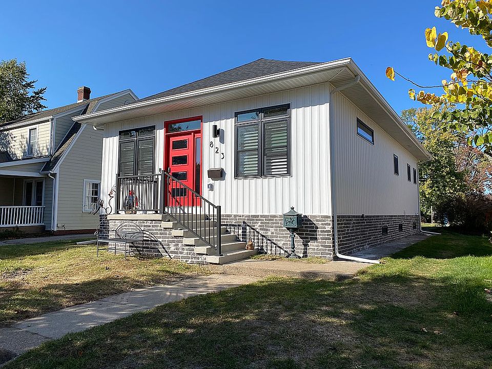 1st image of 823 Lewis Ave